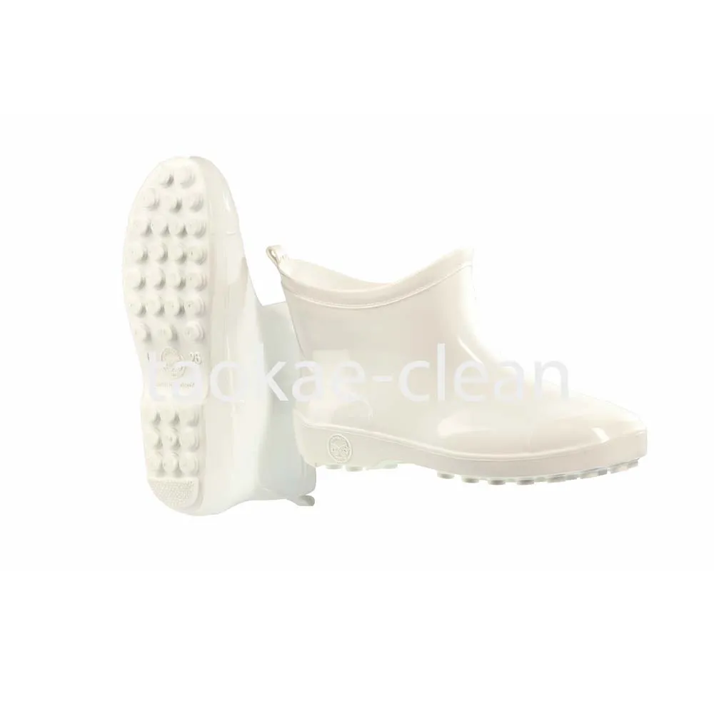 บู้ทสั้น 6 นิ้ว สีขาว