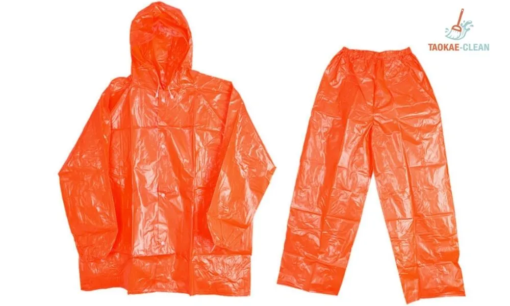 เสื้อกันฝนรุ่นเสื้อและกางเกง